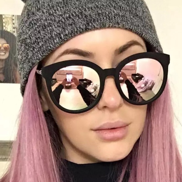 Accessories - Black & Pink Statement Mirror Lense Sunglasses
